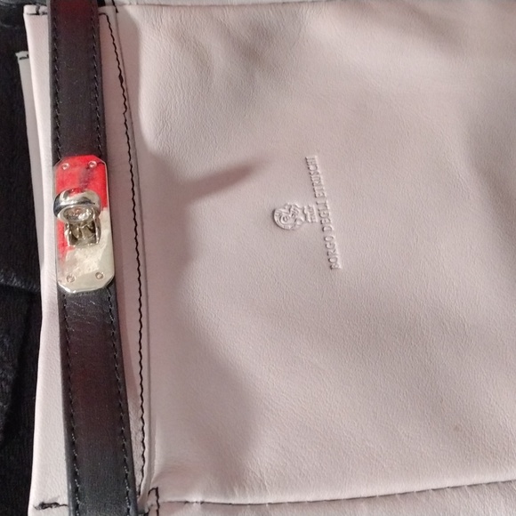 Borgo Degli Etruschi light gray and black leather mini shoulder bag. Mint cond - Picture 2 of 9